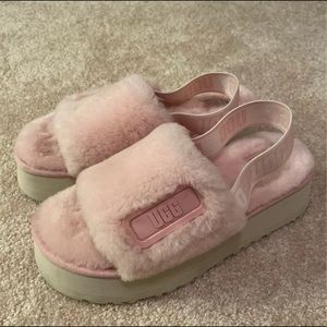 ugg light pink slippers